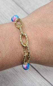 blue and pink beaded gold chain stretchy bracelet