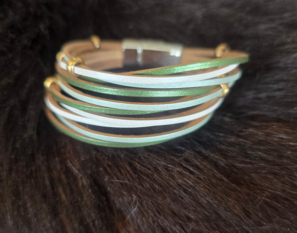 green strappy magnetic bracelet