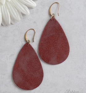 maroon metalic teardrop earrings